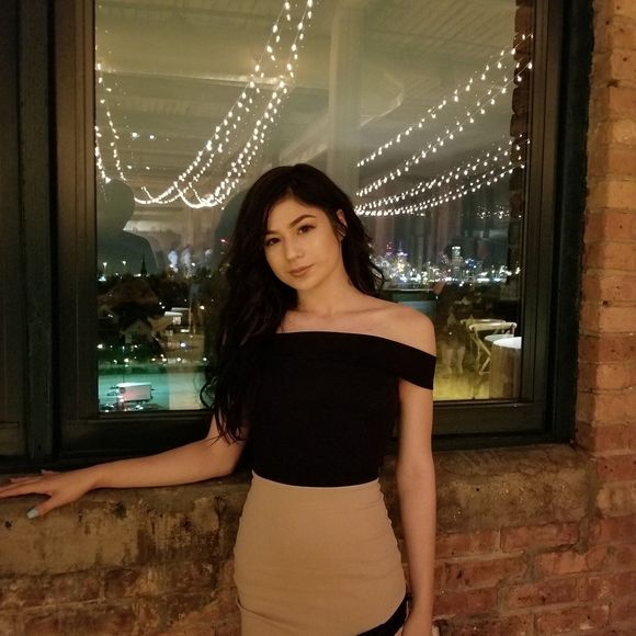 Meet your Posher, Savanna - Picture 1 of 1